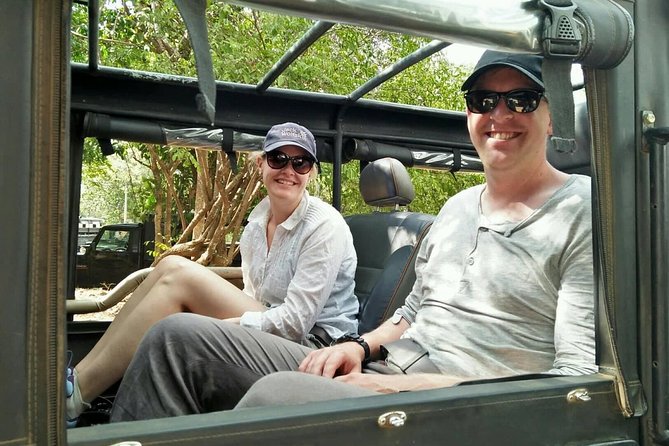 03 Nights in Amazing Sri Lanka - Day 3 Nuwara Eliya to Ella: waterfalls, tea gardens, and a train you will remember