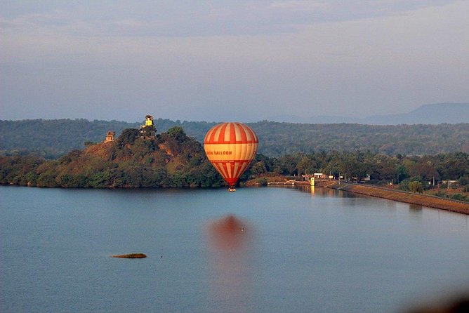 08 Nights in Magical Sri Lanka - Sigiriya rock fortress, Pidurangala views, and Minneriya elephants