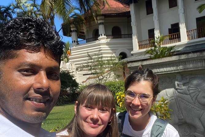 10 Days Sri Lanka Tour with Sujeewa - Day 4: Trincomalee beaches and a WWII-era perspective at the War Cemetery