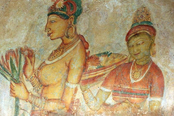 2 Night /3 Days-Highlights of Sri Lanka (Days Can be extended) - The Temple of the Tooth evening visit, and how to plan your time