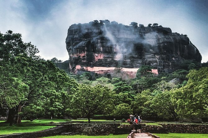 3 Days Tour to Kandy Nuwara Eliya & Sigiriya from Colombo - Where the Kandy hotel and included meals fit into your experience