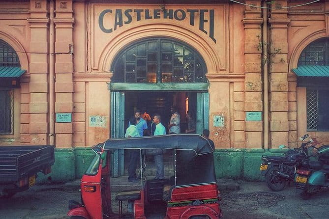 3 Hour Private Colombo Street Food Tour - Pettah Market: Where the Street-Food Logic Makes Sense