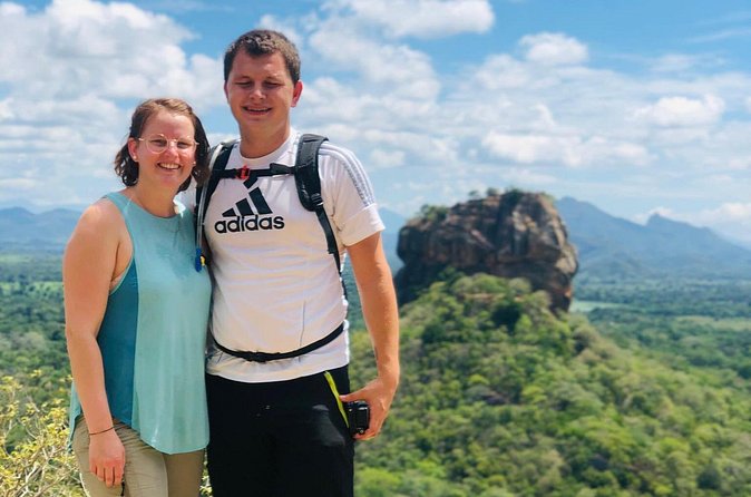 4 Days 3 Nights explore sri Lanka with Mirissa Cabs Sri Lanka - Day 3: Tea at Labookellie and a big waterfall at Ramboda