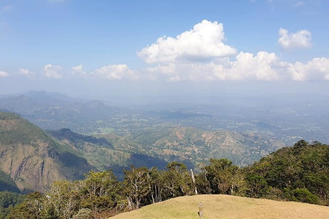 4 Days of Discovery and Delight in Sri Lanka - Day 1 in the Cultural Triangle: Dambulla caves, Sigiriya rock, and Minneriya elephants