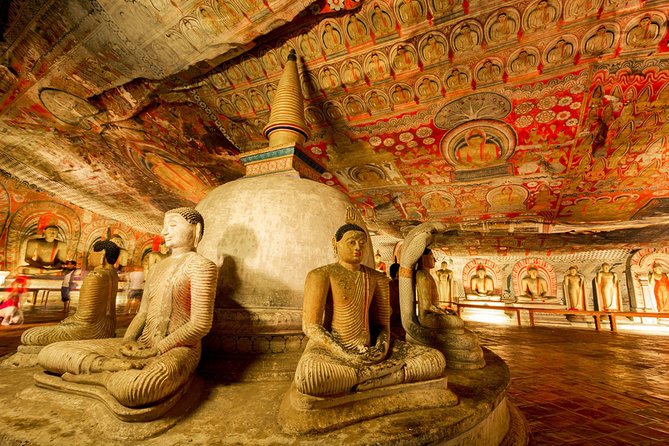 6-Day Sri Lanka Heritage Private Tour - Day 4: Peradeniya Botanical Gardens, Ramboda Falls, and Tea at Pedro