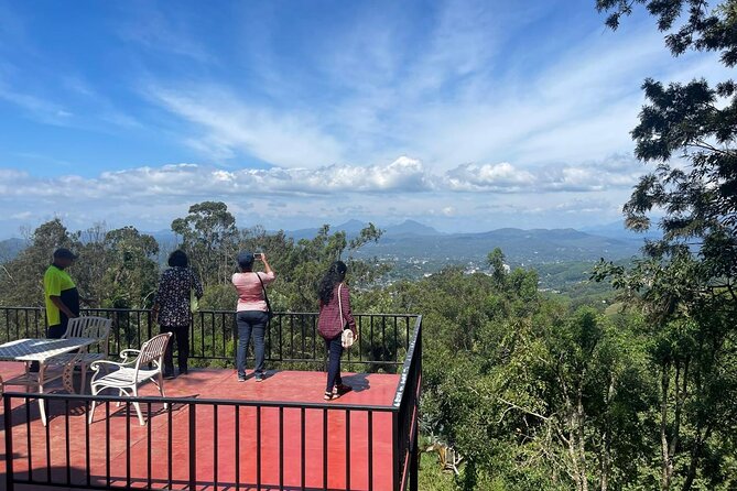 6Days Hill country Private Tour in Sri Lanka - Day 3: The scenic train to Ella, where the views do the talking