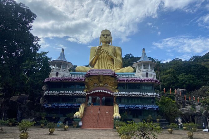7 Day 6 Night Sri Lanka Culture and Beach Escape - Mirissa Beach and Coconut Tree Hill: the coast where you can actually unwind