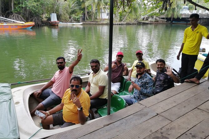 7 Days and 6 Nights Sri Lanka Private Safari Tour - Day 4 in Kandy: Temple of the Sacred Tooth Relic, dance show, and city time