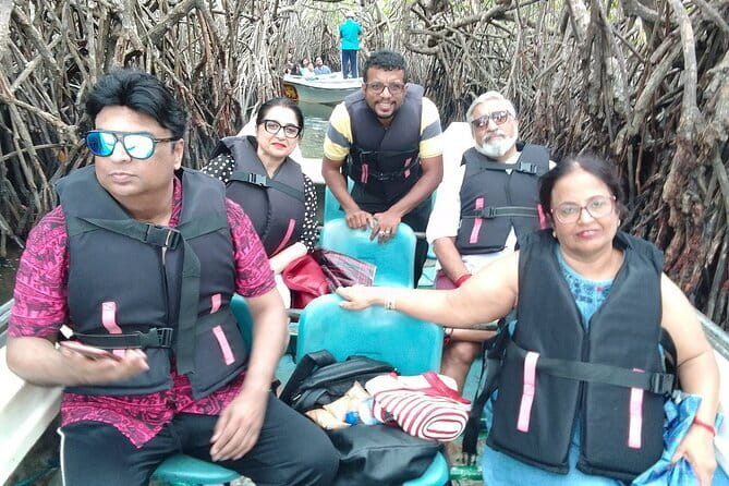 7 Days Private Guided Tour in Sri Lanka - Day 3: Tooth Relic, botanical gardens, waterfalls, and Seeta Amman Kovil