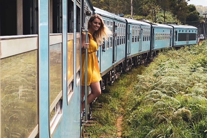 7 Days Tour in Sri Lanka Hotels with Breakfast and Luxury Car - Day 2: Sigiriya and Polonnaruwa, then elephants at Minneriya or Kaudulla