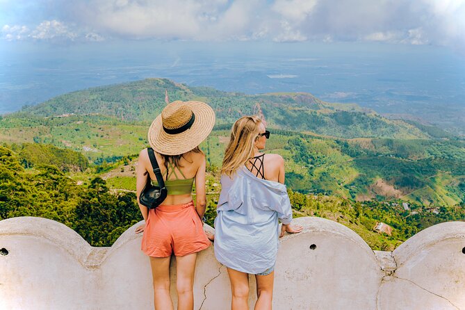 8 Days Private Guided Multi Day Tour in Sri Lanka - Private Sri Lanka for up to 3, and why the price can work