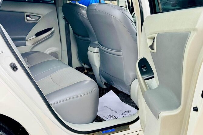 Airport Taxi Transfers from Colombo Airport to Galle - The Drive South: Lagoon Glimpses, Colombo Traffic, and the Expressway Push