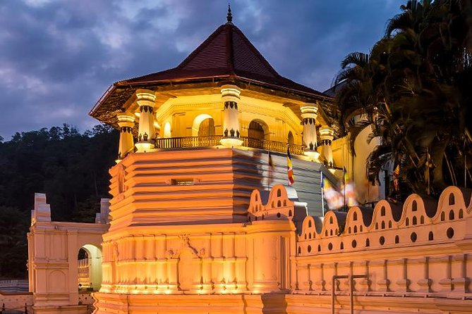 All Inclusive Kandy Private Day Tour From Colombo and Negombo - Starting with the Temple of the Sacred Tooth Relic