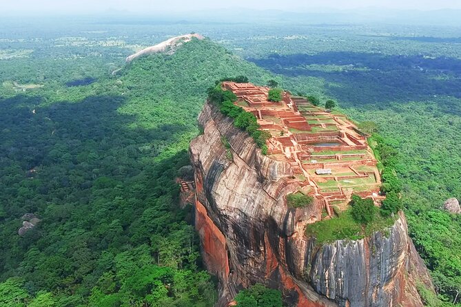 All Inclusive Sigiriya and Dambulla Day Tour from Colombo - Service reality check: what to do if the guide feels quiet