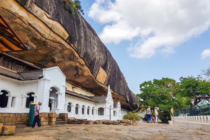 All Inclusive Sigiriya and Dambulla Private Day Tour from Colombo - Choosing This Tour: Who It Fits Best, and Who Should Skip It