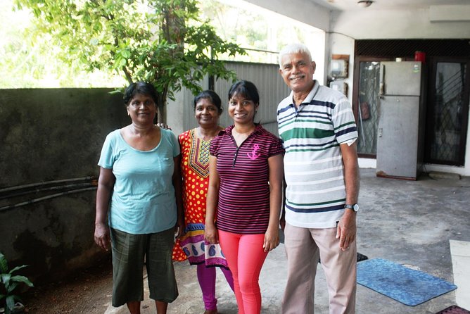 Authentic Sinhalese Cooking Class in Colombo with a Local Family - Key highlights you should care about