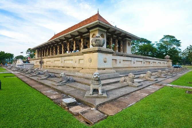 Best of Colombo - Private Guided City Tour - Jami Ul-Alfar Mosque: a major sight with one ticket detail