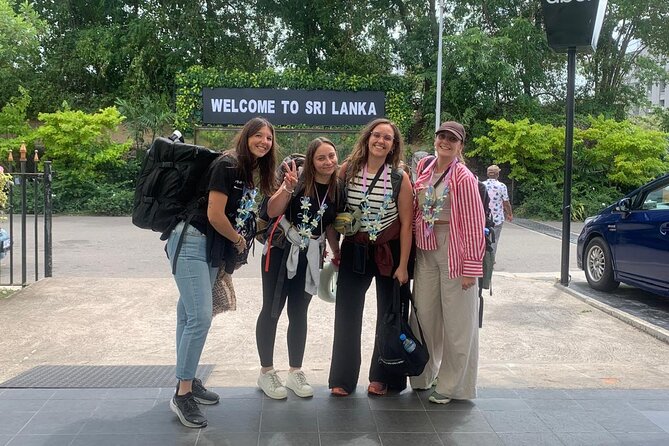Colombo Airport Layover/Transit City Tour – 5 Hours - Getting picked up in Katunayake and staying comfortable
