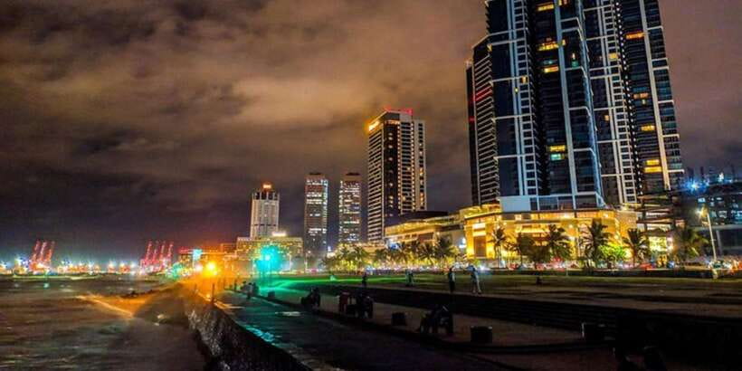Colombo: All Inclusive Street Food Tour - Galle Face Finish: Kottu by the Ocean and Ginger Beer