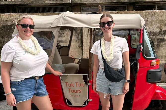 Colombo City Highlights by Tuk Tuk – All-Inclusive Adventure - A tuk-tuk route that gets you oriented fast in Colombo