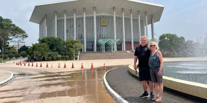 Colombo: City Sightseeing Tour by Tuk-Tuk with Pickup - Lotus Convention Hall pass-by: modern Colombo on the route