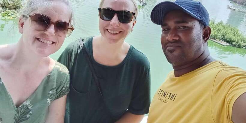 Colombo: City Tour by Tuk Tuk with Pickup - All Inclusive - Tea Factory Free Tasting, plus Coconut and Water to Keep You Going