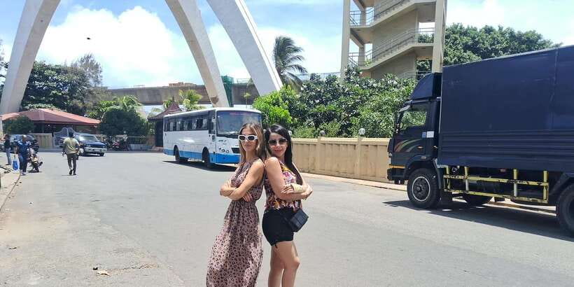 Colombo: City Tour by Tuk Tuk with Srilanka Traditional Food - What the Tuk Tuk loop actually includes, and why it works
