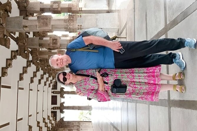 Colombo City Tour By TukTuk Style Morning and Evening - Hindu temple and the Red Mosque area in one tight circuit
