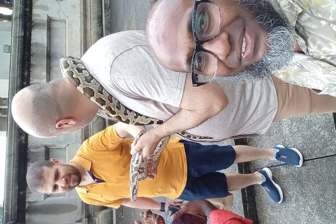 Colombo City Tour By TukTuk Style Morning and Evening - Pettah Market: street life, scents, and a reality check