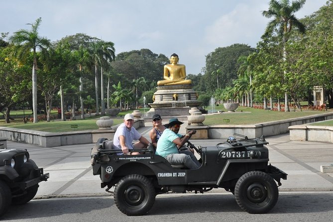 Colombo City Tour by War Jeep - Quick tips for photos and comfort on Colombo traffic roads