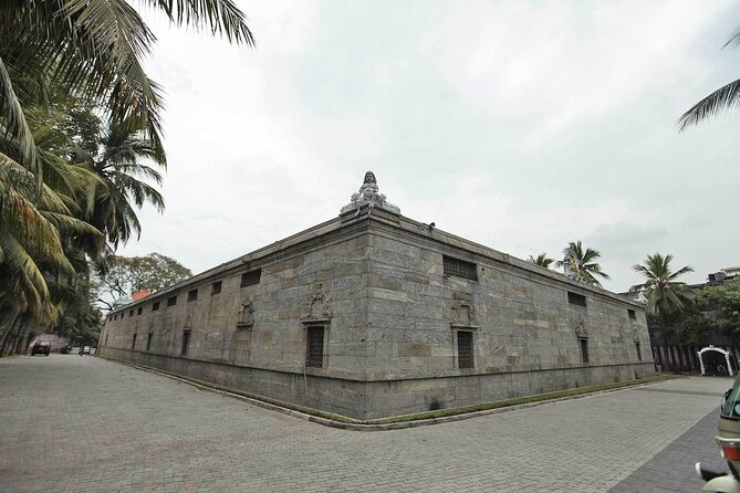 Colombo City Tour from Negombo - Temples and faith sites in one route: Gangaramaya, Shiva, St Lucia, and the Red Mosque