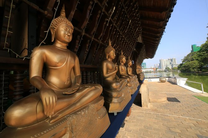 Colombo City Tour (small group with pickup from Cruise ship) - Pettah Street Markets: See the Real Colombo Streets Up Close