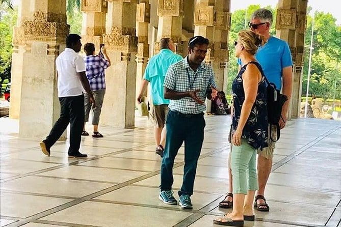 Colombo City Tour with Lunch/Dinner - All Inclusive - Tea Tasting at Zylen Tea and Lunch or Dinner That Keeps You Energized