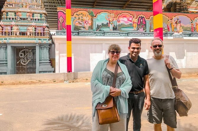 Colombo (CMB) Airport to Kandy City Private Transfer - Can you add a stop on the way? Use the ride time smart