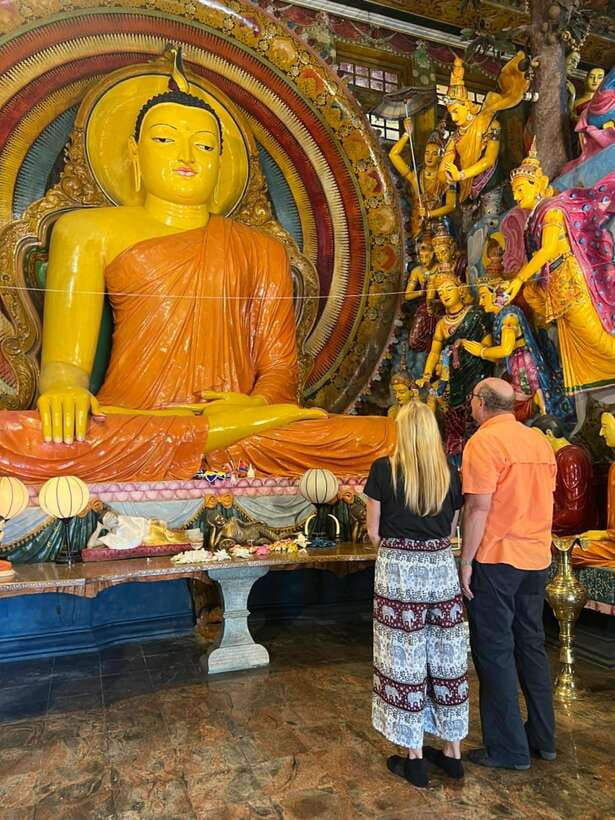 Colombo: Guided City Tour - How guides like Dilan, Tharaka, Denver, and Perera shape the day