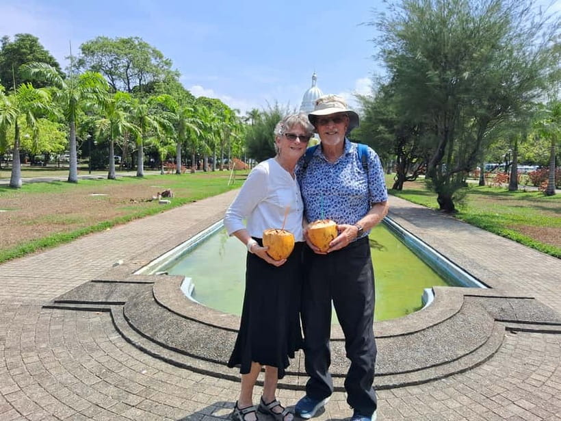 Colombo Heritage &Culture City Tour by Tuk Tuk ALL INCLUSIVE - Traditional Gem Mine and Galle Face Green: coastal ending with sunset energy