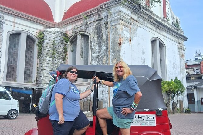 Colombo local Food Tour &City Tour by TukTuk All food Included - Stop 5 Pettah and Thambili: the sweet, mineral coconut reset