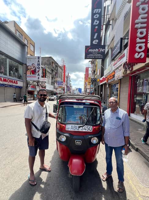 Colombo: Local Food Tour & Sightseeing by Tuk-Tuk with Meals - The guide makes or breaks the day, and you have a say