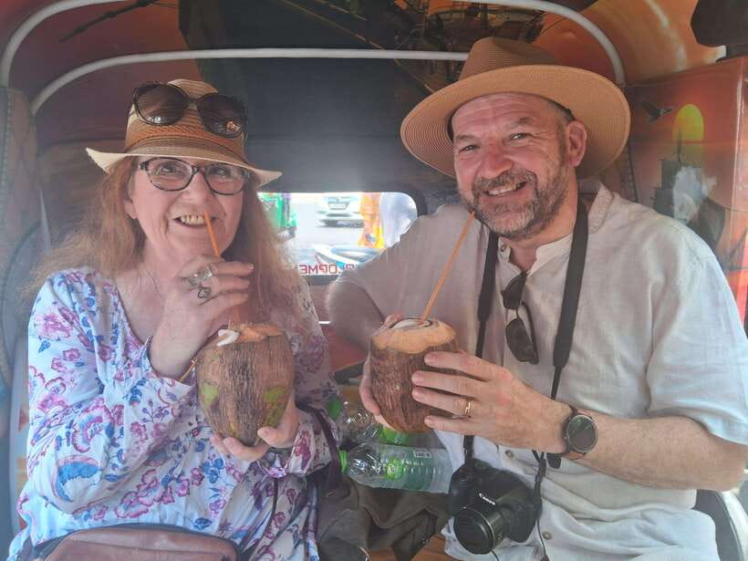 Colombo: Local Guide with Colombo City Tour by Tuk Tuk - Pettah Market wrap-up and how to use your last stops
