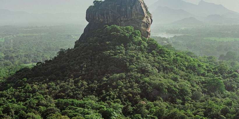 Colombo/Negombo to Sigiriya, Dambulla & Jeep Safari Day Tour - Dambulla Cave Temple Complex: Five Caves and UNESCO Atmosphere