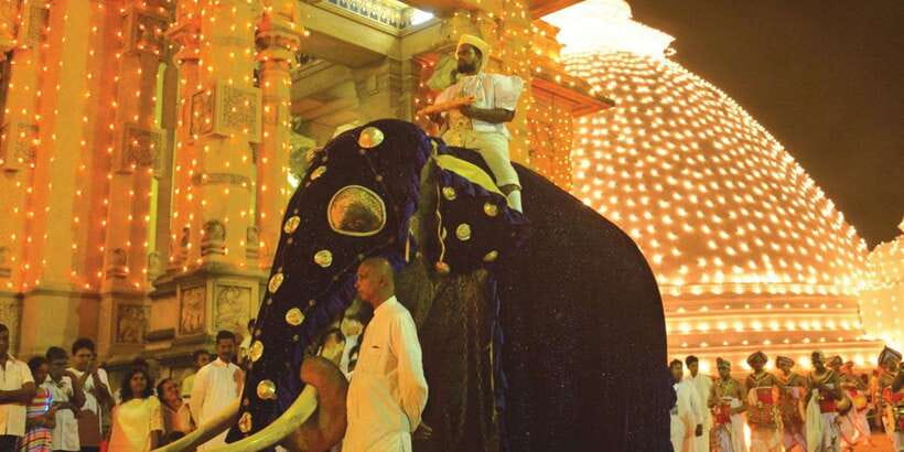 Colombo Port Shore Excursions Colombo City & Kalaniya Temple - Colombo from the cruise terminal: why this route works
