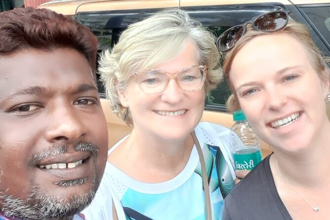 Colombo private city tour by tuk tuk morning and evening - Gangaramaya and two temple stops where architecture matters