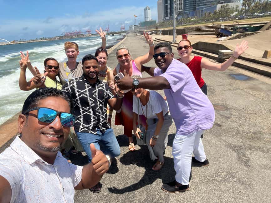 Colombo: Private City Tour by Tuk Tuk with Hotel Pickup - Drinks, Water, and the Rainy-Day Umbrella