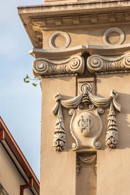 Colombo: private city tour from Negombo with hotel transfers - Sambodhi Chaithya versus the Lotus Tower: your bird’s-eye decision