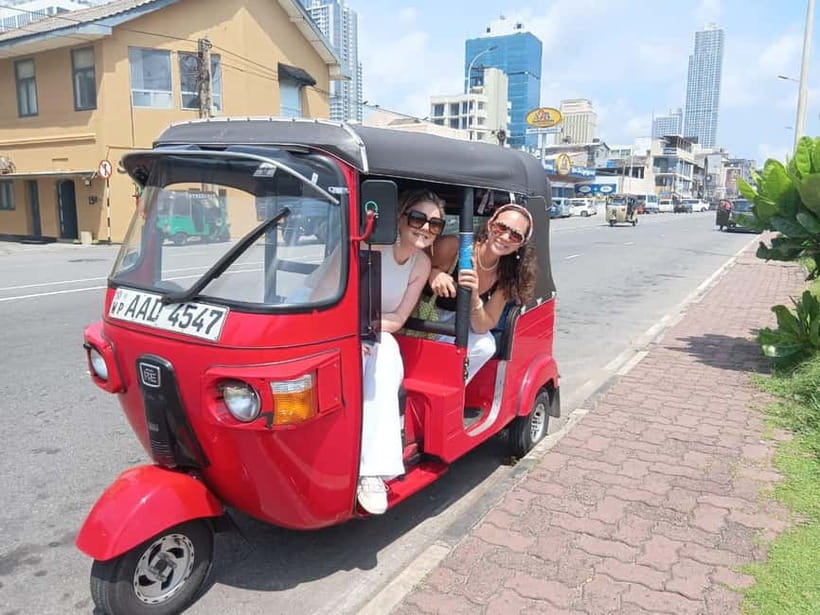 Colombo: Private City Tour with Local Food Tour by Tuk-Tuk - Pickup and meeting points, from Colombo 1 to cruise ship days