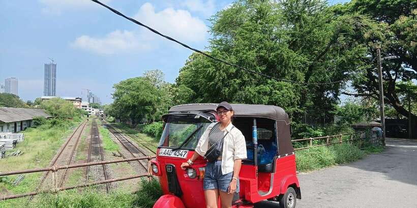 Colombo Private Guided City Tour by Tuk Tuk - All Inclusive - How a private tuk tuk keeps Colombo readable in 4 hours