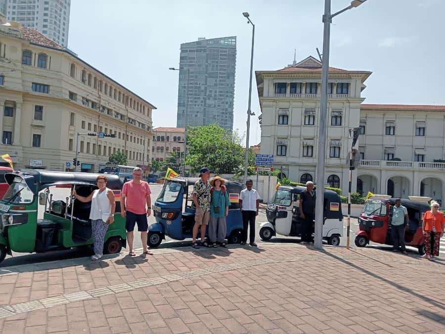 Colombo: Private Guided Tour of the City by Tuk-Tuk - Why a Colombo tuk-tuk tour works so well for first-time orientation