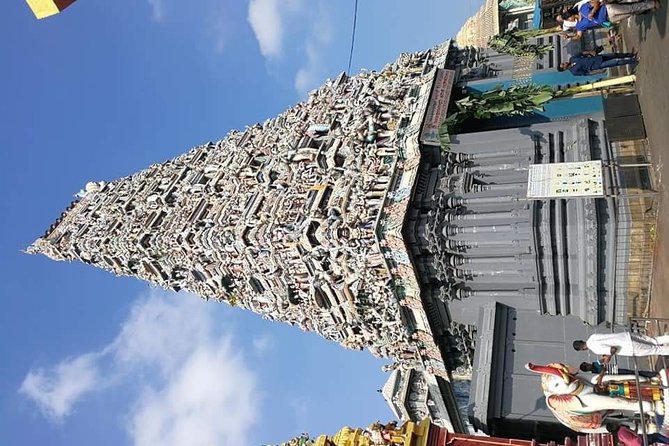 Colombo Private guideTour byTuk Tuk Morning Evening All inclusive - Parks, promenades, and quick breaks from the city heat