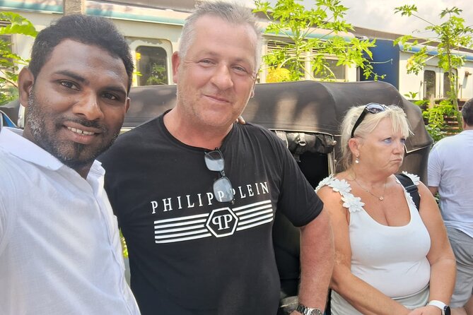 Colombo Private Tuk-Tuk City Tour with All Entry Fees Included - The Route Plan: Temples, Monuments, Mosques, Parks, and Sea Views