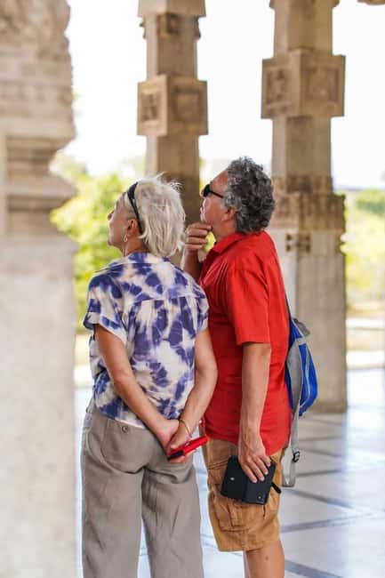 Colombo: Private Tuk-Tuk City Tour with Guide & All Tickets - Tea tasting and the gem experience: why these extras are worth it